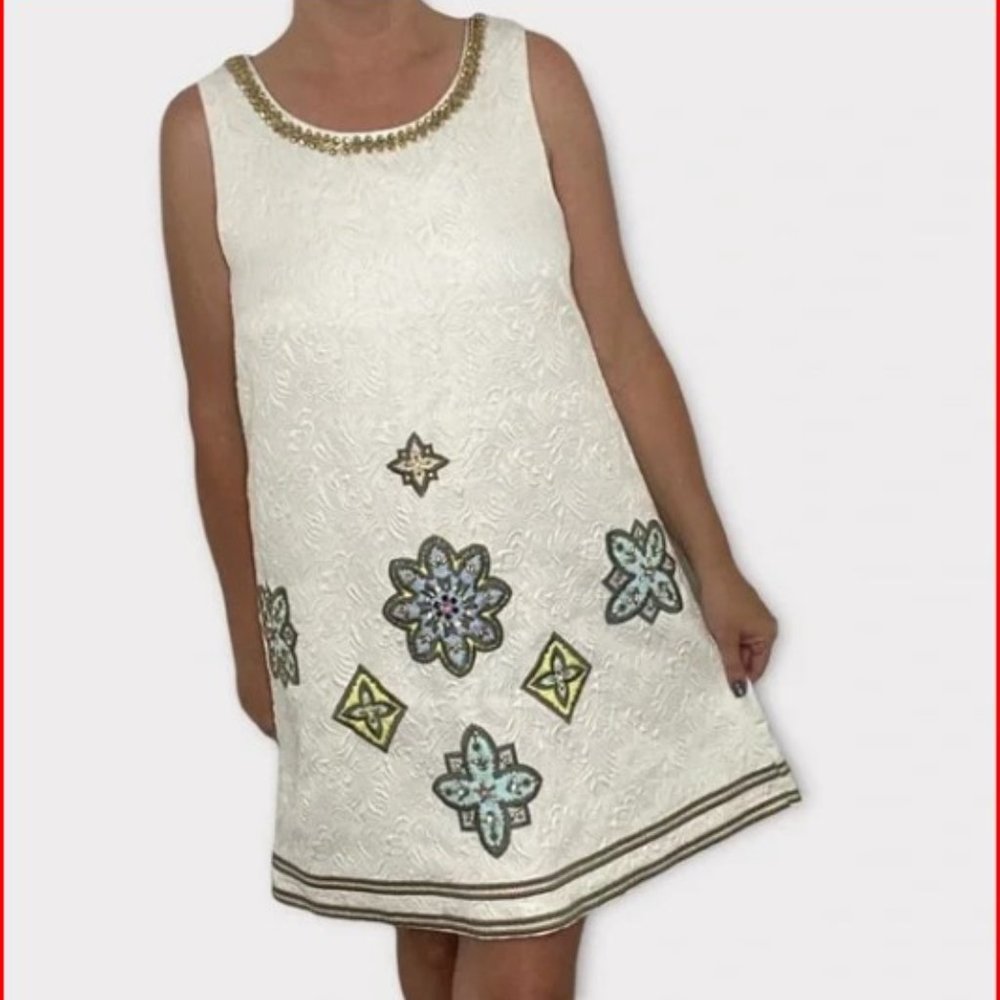 GROOVY 60s MOD! Sleeveless Beaded Brocade MINI Dress! | 10 | White - Picture 1 of 12